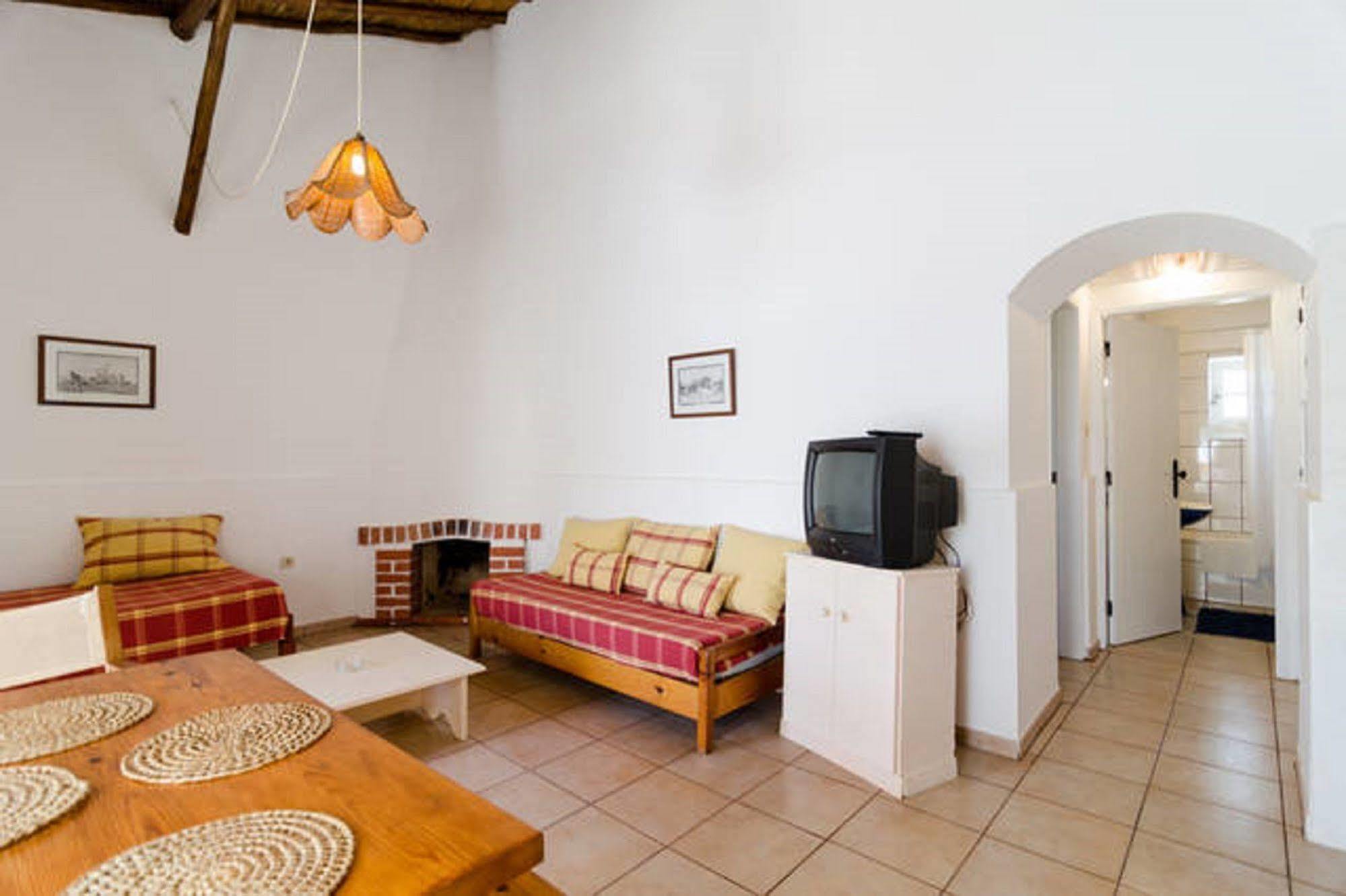 Quinta Do Lagar - By Portugalferias Guest House Albufeira Exterior photo